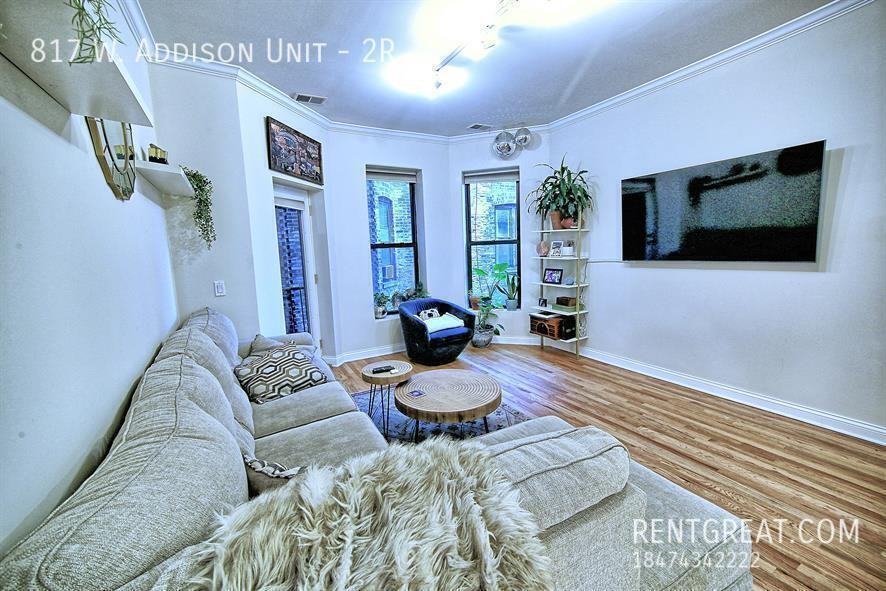 817 W. Addison Unit #2R - Photo 7 of 14