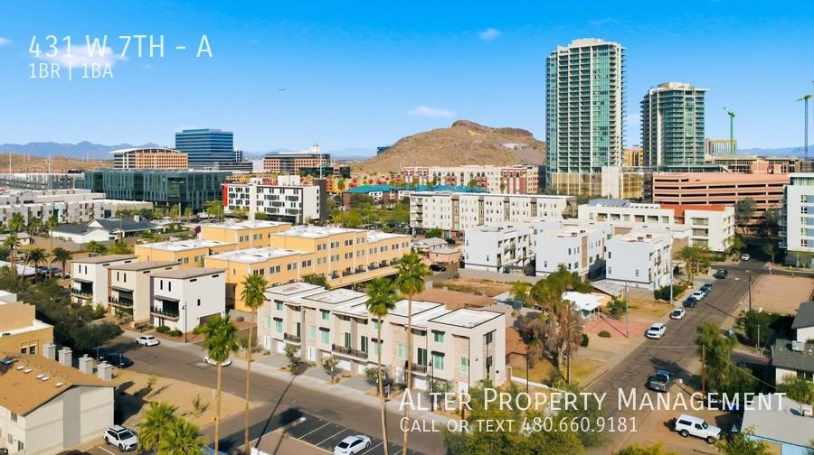 431 W 7th St #A - Photo 3 of 21