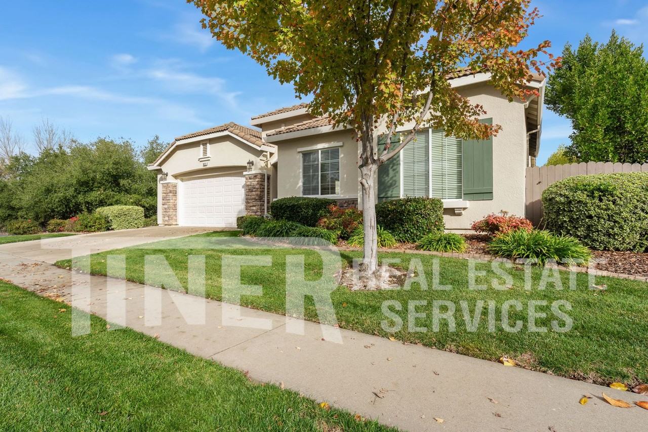 6025 Creekberry Way - Photo 2 of 33