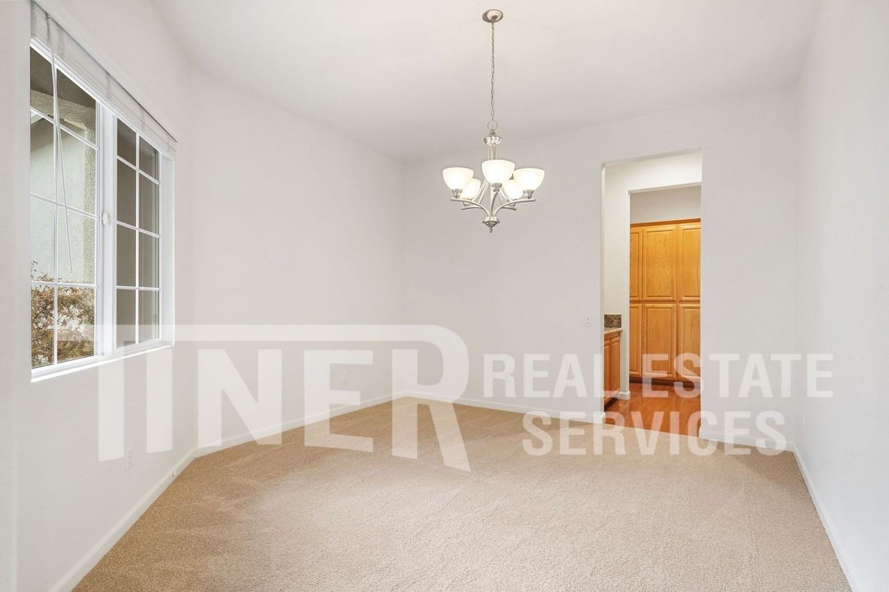 6025 Creekberry Way - Photo 6 of 33