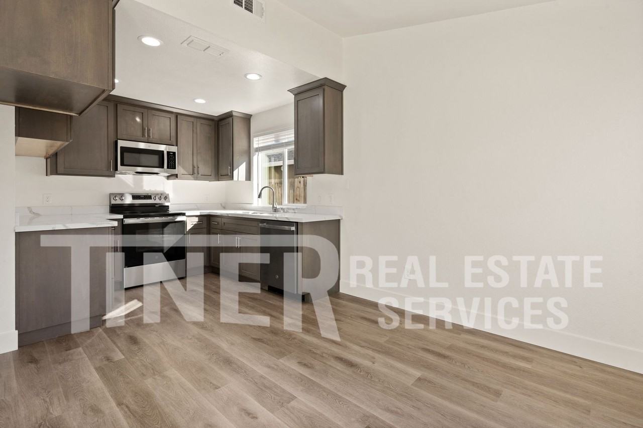 6612 Posten Way - Photo 7 of 22