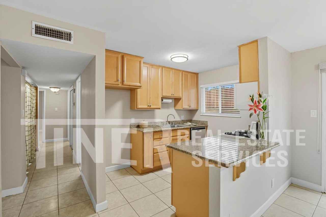 1411 Michael Way - Photo 3 of 26