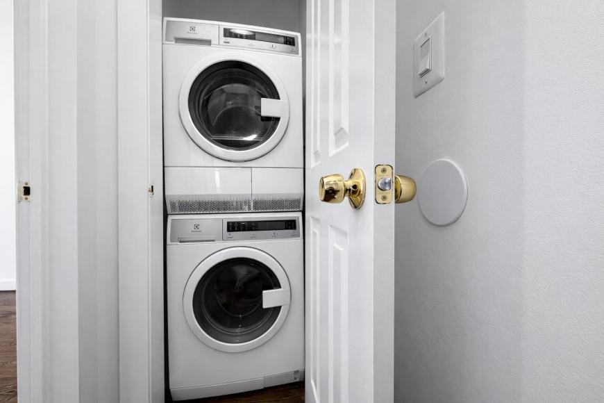 518 W 204th St - Photo 7 of 9