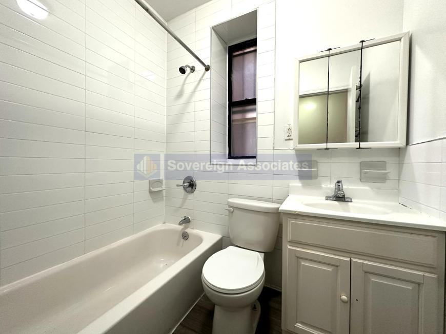 571 W 159th St - Photo 6 of 8