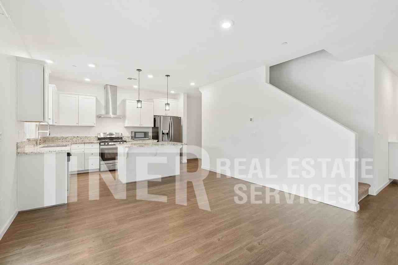 7049 Star Trail Way - Photo 2 of 29