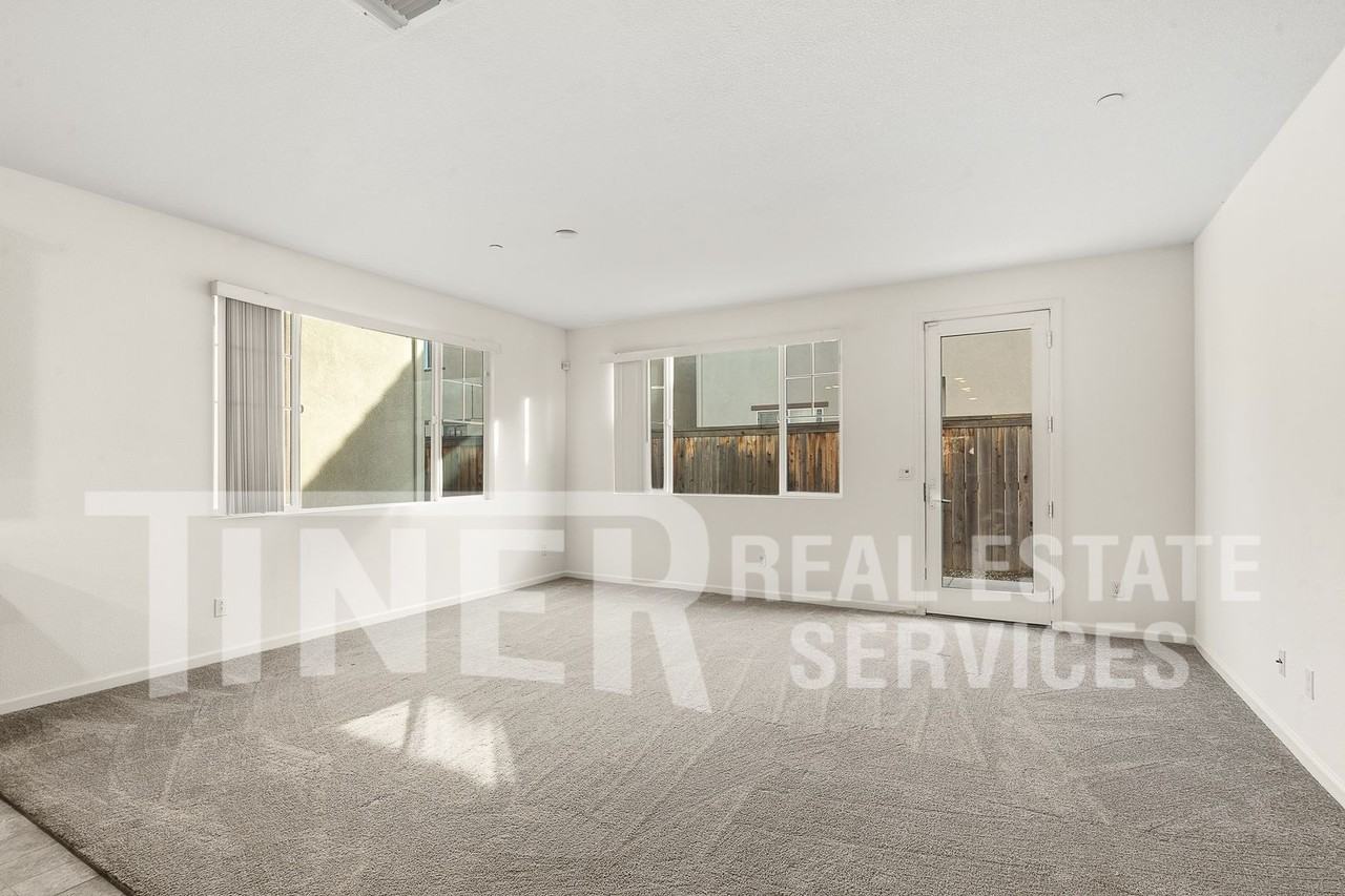 3786 Samuelson Way - Photo 2 of 20