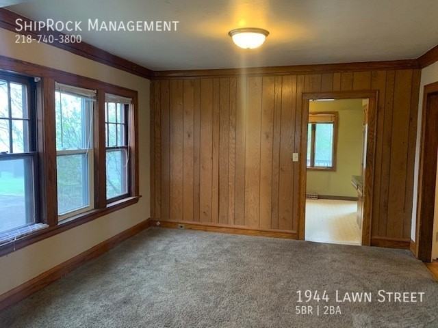 1944 Lawn St - Photo 3 of 8