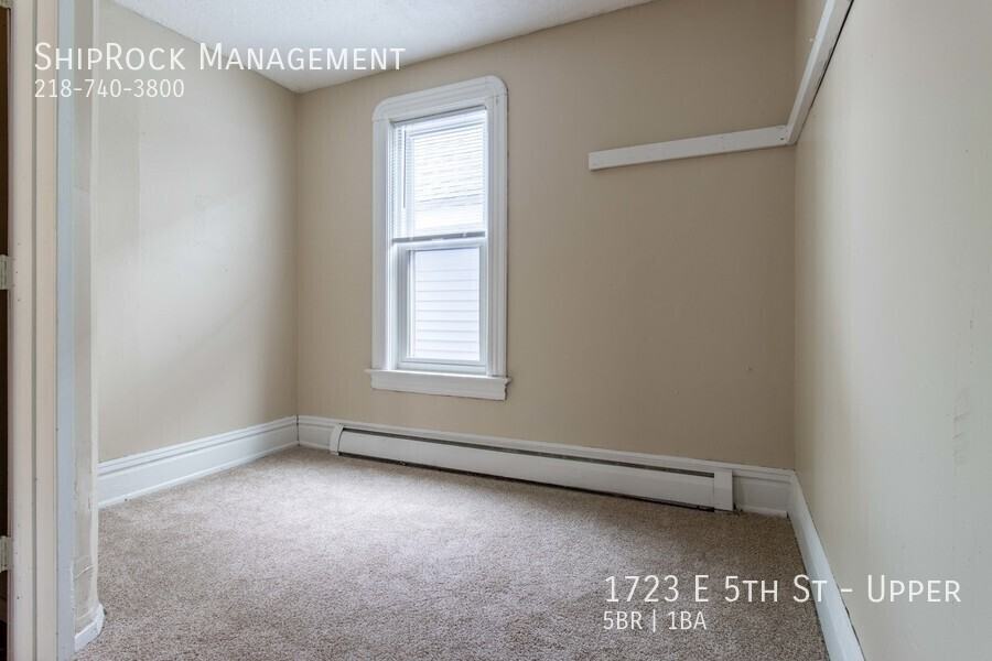 1723 E 5th St - Photo 7 of 16