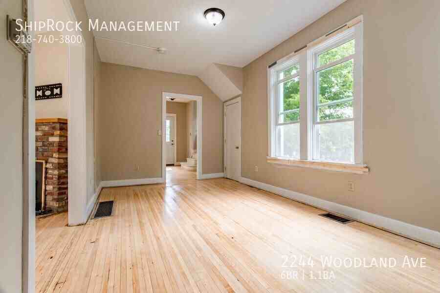 2244 Woodland Ave - Photo 6 of 23