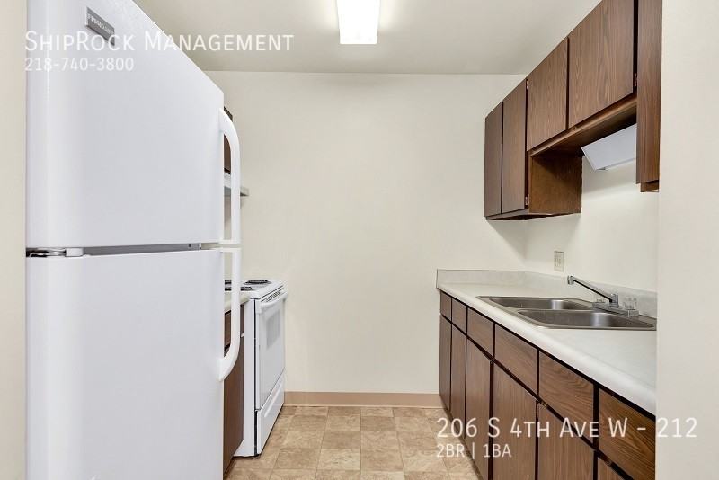 206 S 4th Ave #212 - Photo 6 of 27