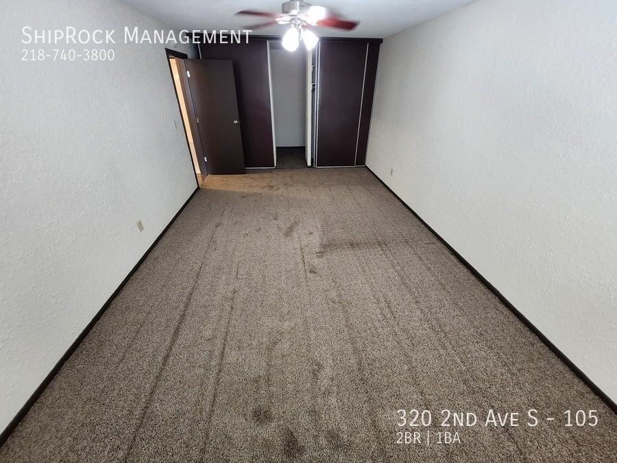 320 2nd Ave S #105 - Photo 7 of 10