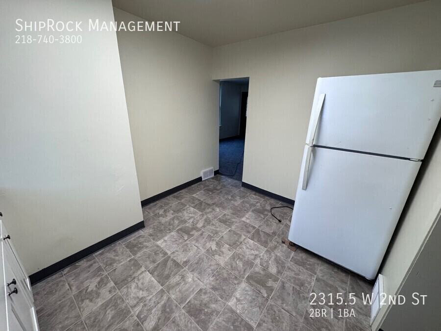 W 2nd St - Photo 3 of 11