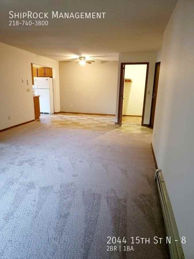 2044 15th St N #8 - Photo 4 of 16