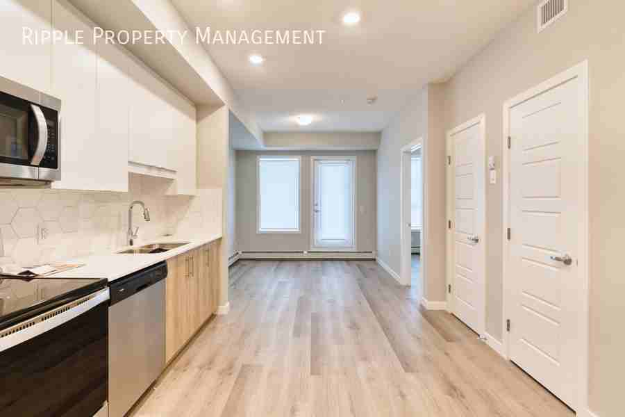 1605 17 St Se #109 - Photo 3 of 11