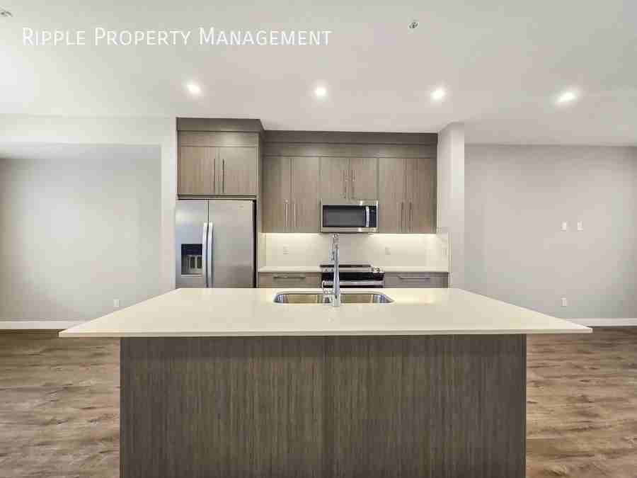 141 Prince Ct #554 - Photo 3 of 34