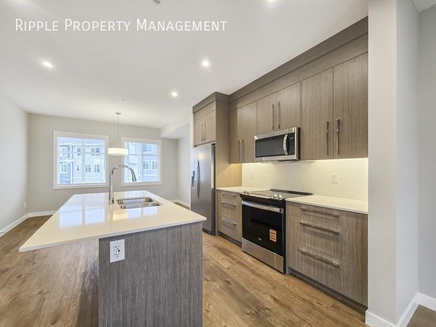 141 Prince Ct #554 - Photo 4 of 34