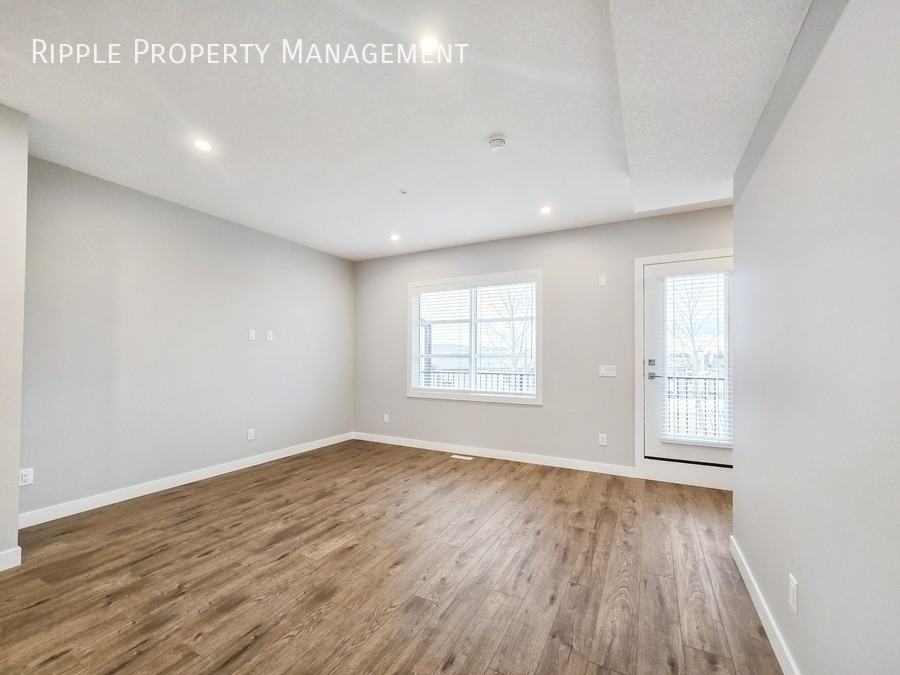 141 Prince Ct #554 - Photo 6 of 34