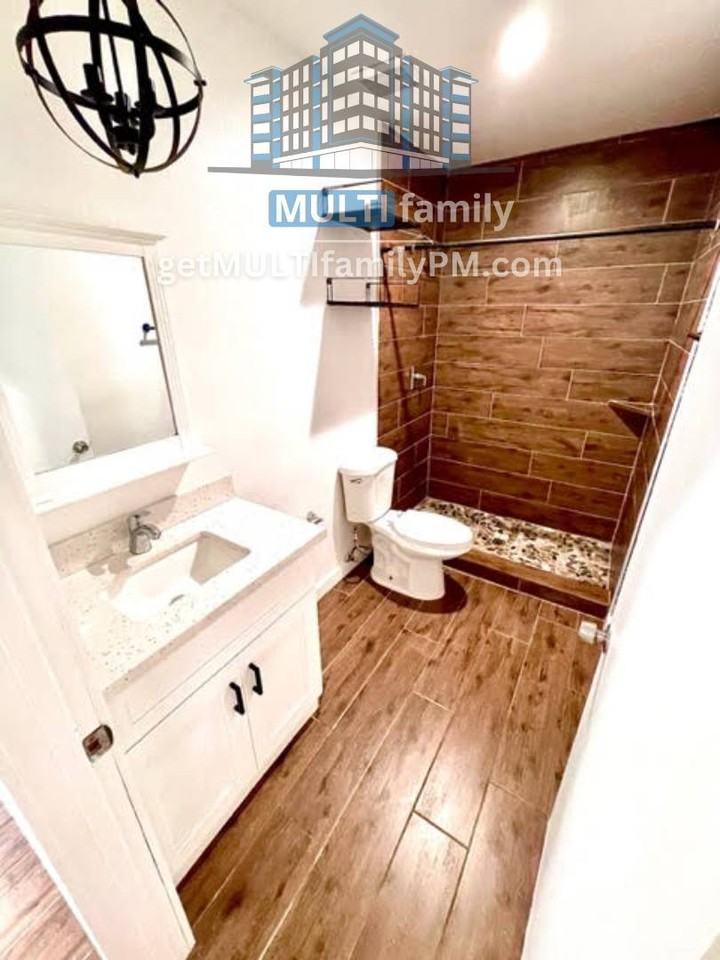 1402 E Mckinley St #C - Photo 6 of 26