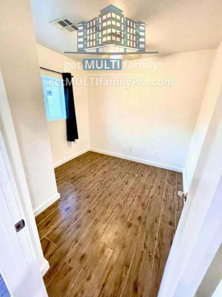 1402 E Mckinley St #C - Photo 7 of 26