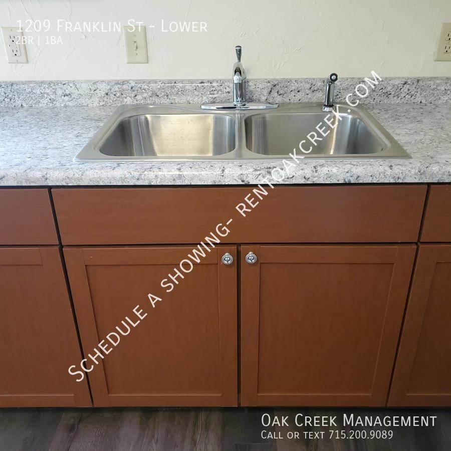 1209 Franklin St - Photo 3 of 13