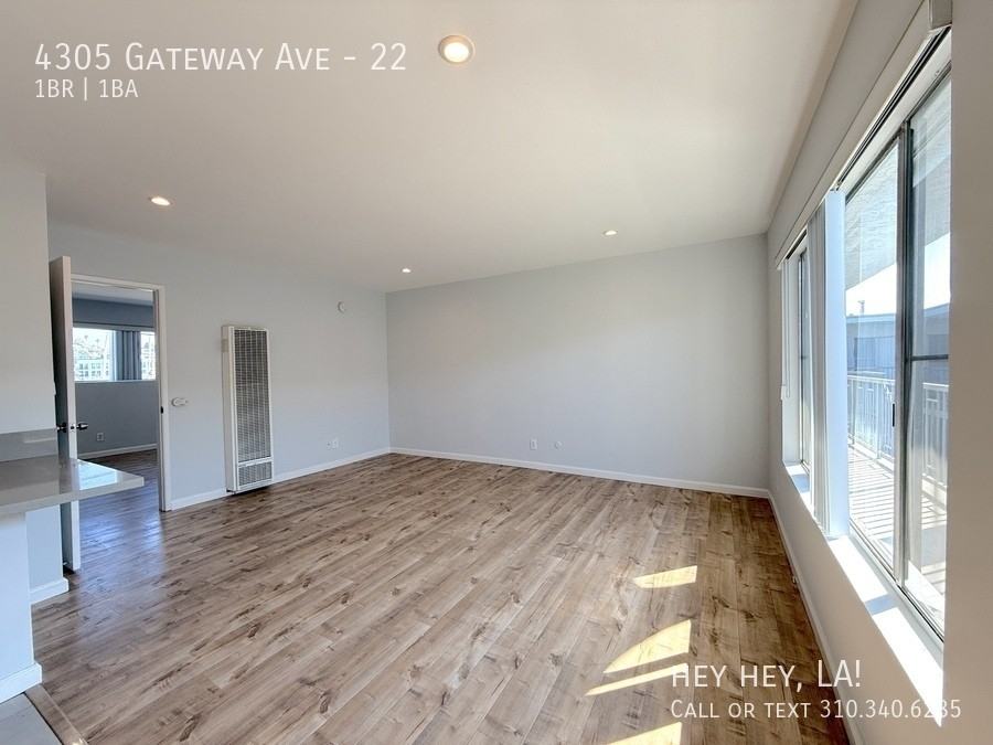 4305 Gateway Ave #22 - Photo 6 of 20