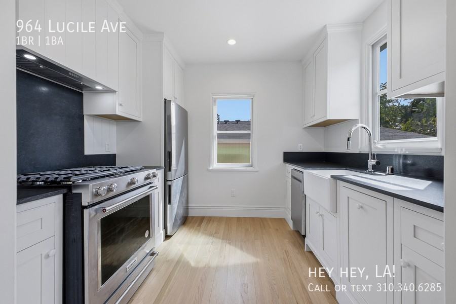 964 Lucile Ave - Photo 5 of 18