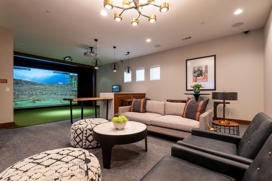 1835 Parker Rd #38746 - Photo 2 of 11