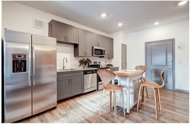 320 320 W Pleasant Run Rd Cedar Hill, TX 75104 #45037 - Photo 4 of 11