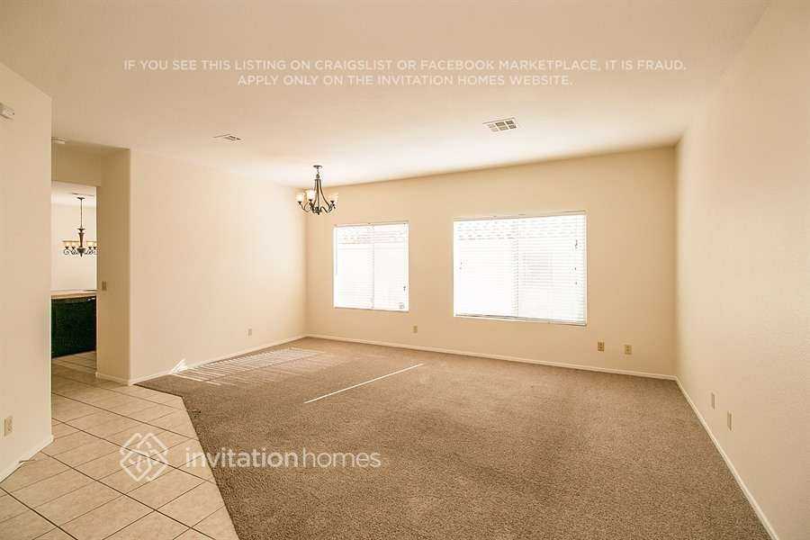 8324 Grand Pacific Dr - Photo 3 of 19