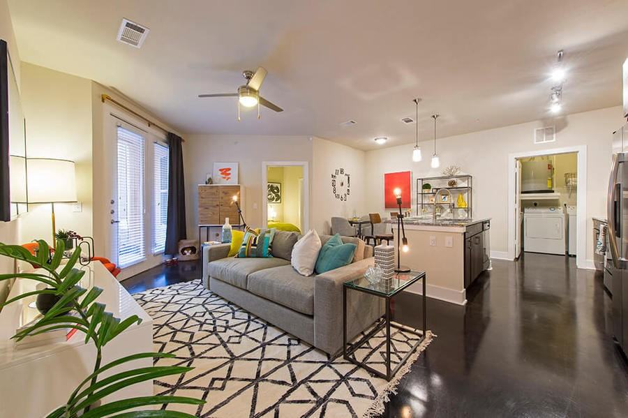1600 State St #145319 - Photo 4 of 11