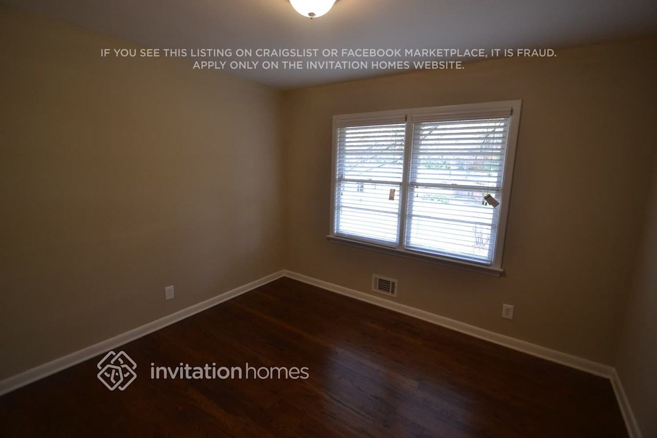 2613 Mural Dr - Photo 4 of 9