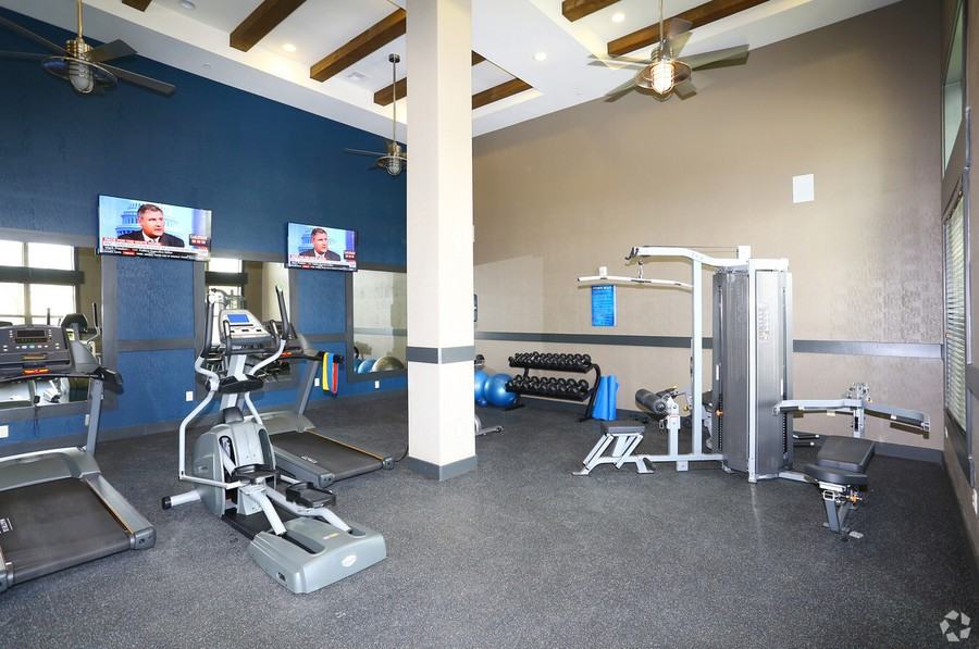 1830 Oak Hill Ln #120954 - Photo 3 of 11