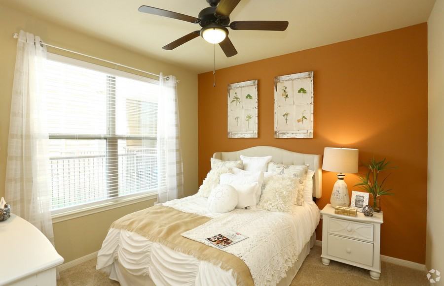 1830 Oak Hill Ln #120954 - Photo 5 of 11