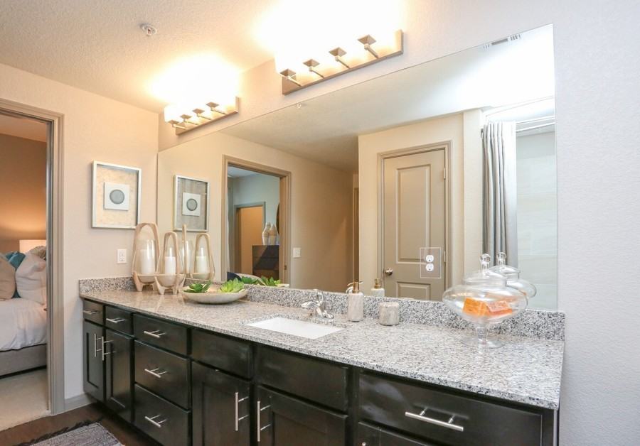 10749 E Crystal Falls Pkwy #124804 - Photo 5 of 11