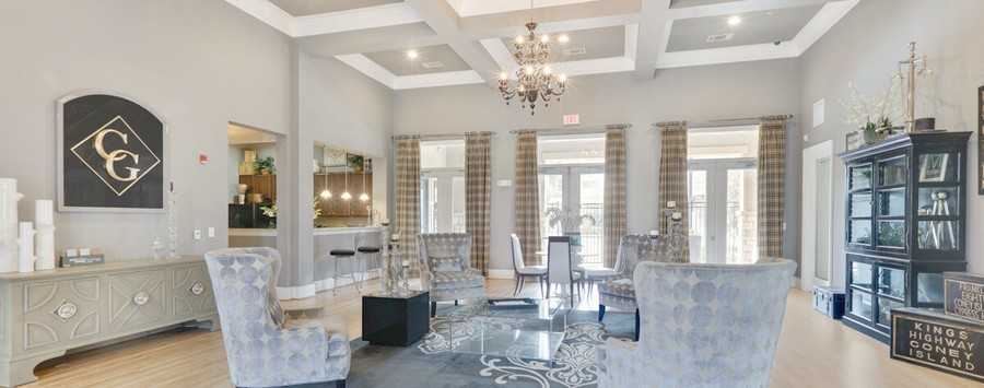 321 Town Pl #15080 - Photo 3 of 7