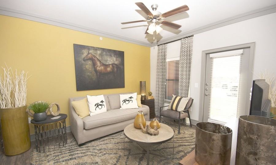 4740 4740 Western Center Blvd #16656 - Photo 6 of 7