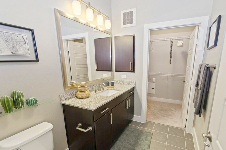 7600 John Q Hammons Dr #17194 - Photo 5 of 7