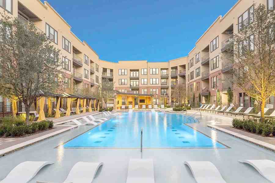 3300 Dallas Pkwy #19752