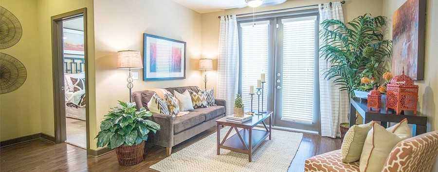 425 Maplelawn Dr #19861 - Photo 5 of 7