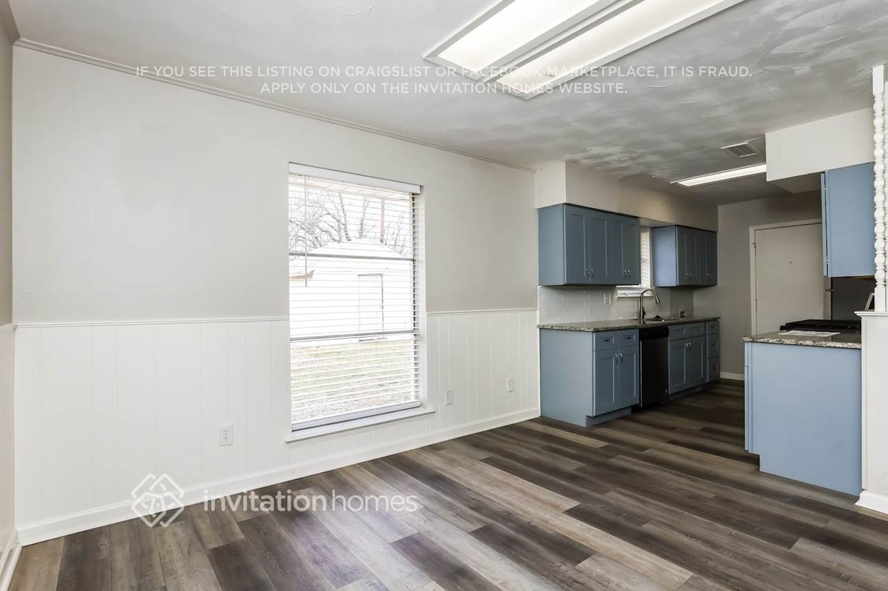 2301 Narobi Pl - Photo 4 of 16