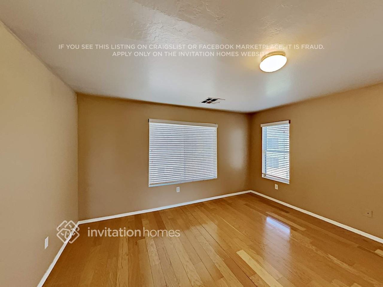 1323 S 121st Ln - Photo 4 of 9