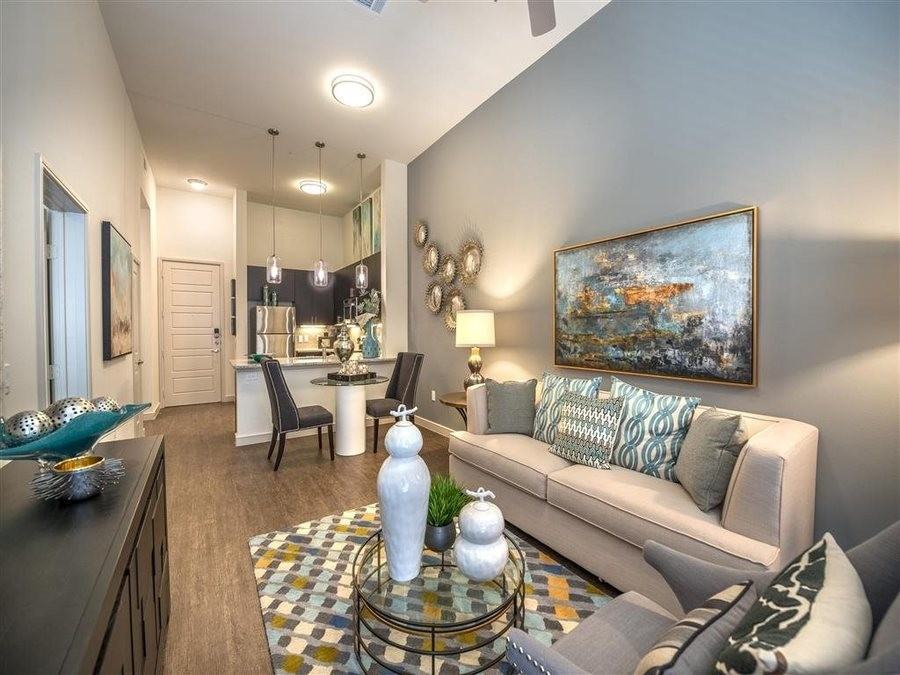 1010 Cadiz St #21374 - Photo 4 of 11