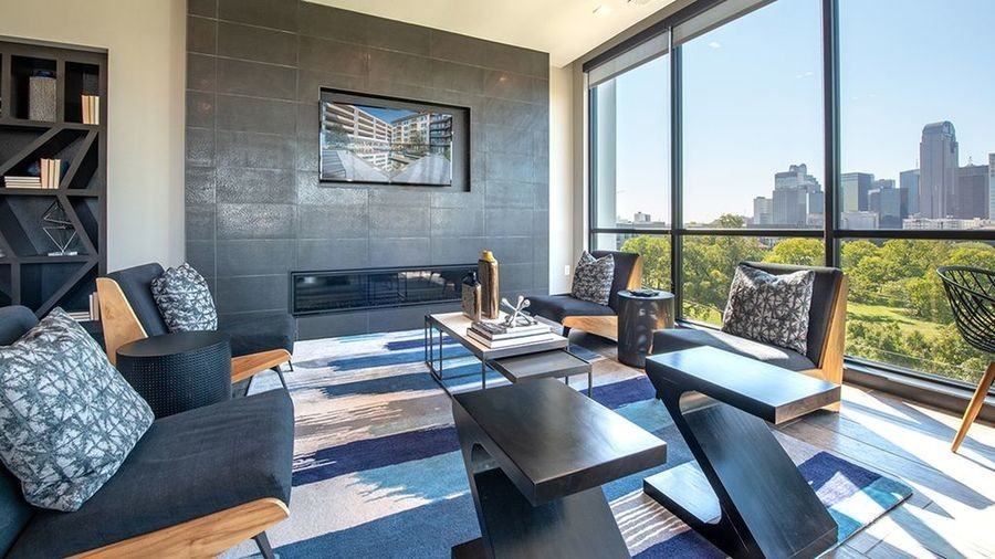 2103 N Hall St #21820 - Photo 7 of 11