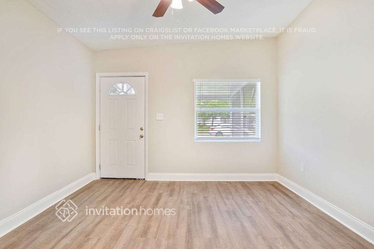 5210 Montague Pl - Photo 4 of 18