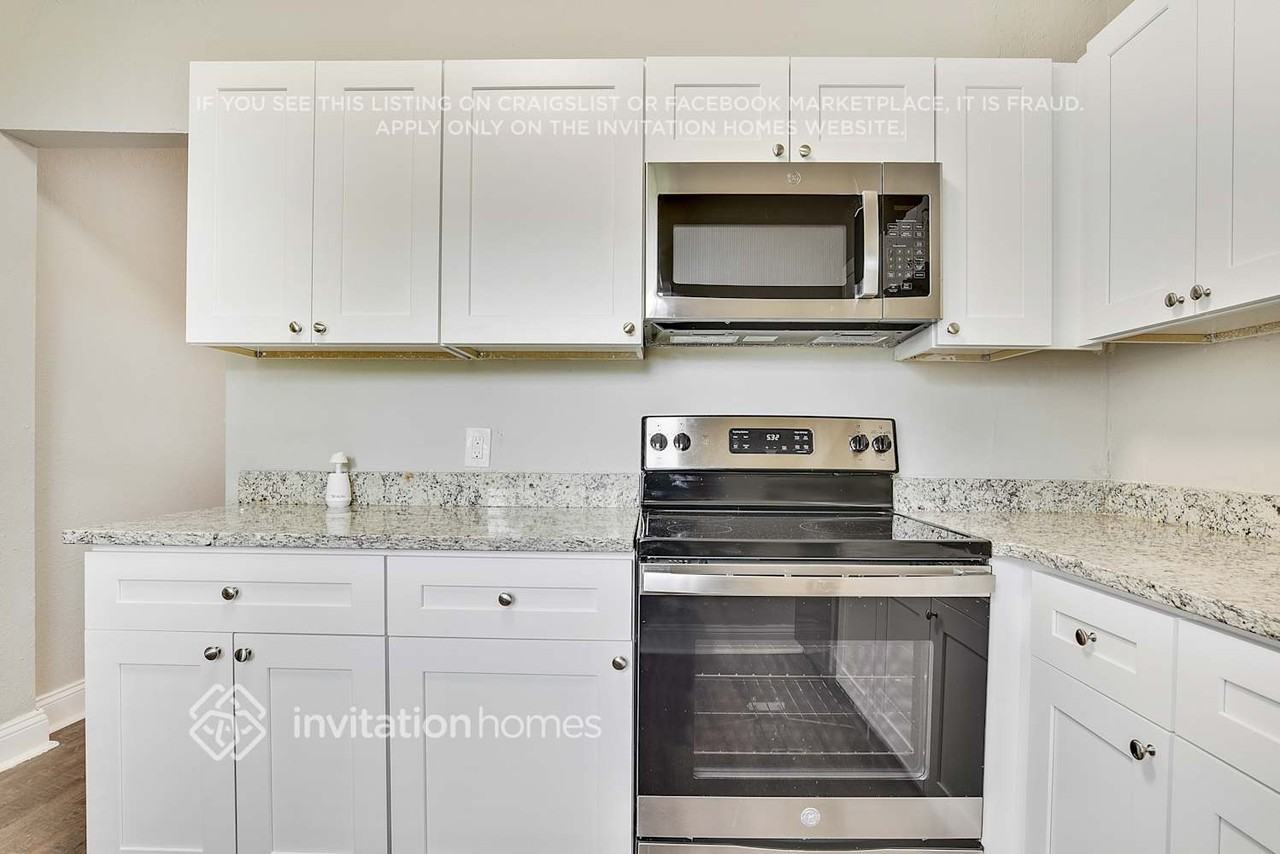 5210 Montague Pl - Photo 6 of 18