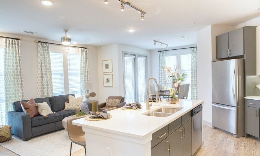 1401 Oakhurst Scenic Dr #22398 - Photo 4 of 14