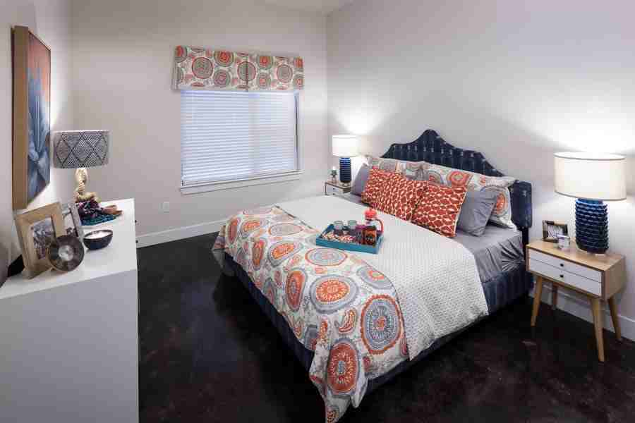 2350 N Fitzhugh Ave #23756 - Photo 4 of 11