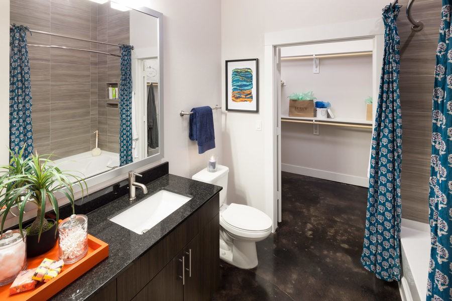 2350 N Fitzhugh Ave #23756 - Photo 5 of 11