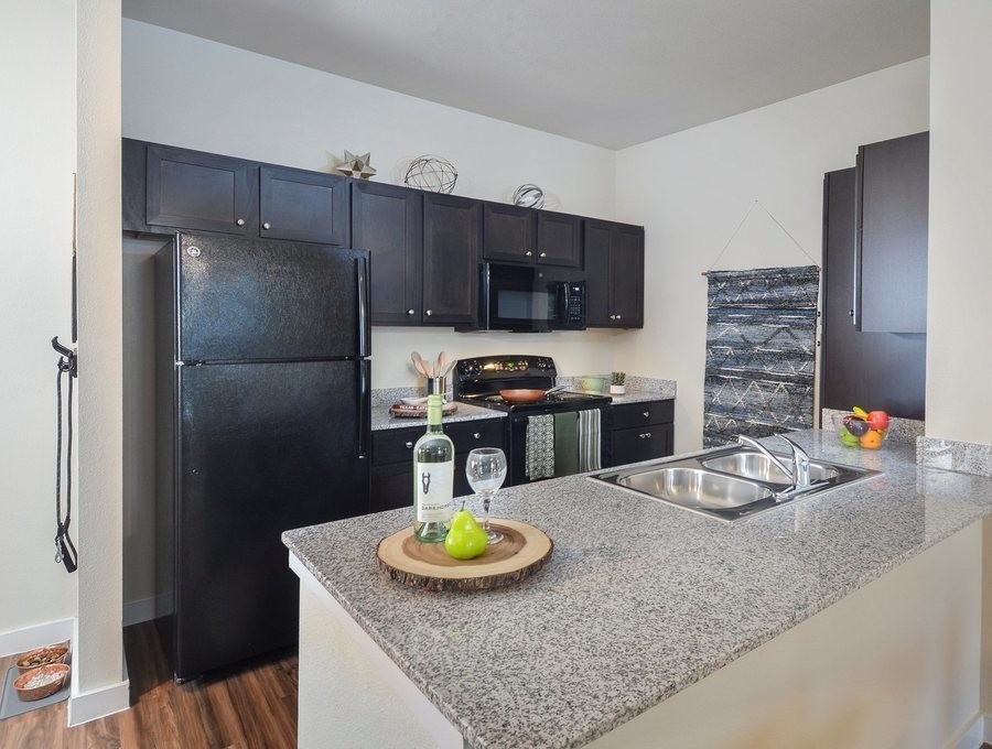 435 Sw 42nd St #167991 - Photo 6 of 11