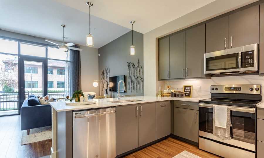 15256 Quorum Dr #4119